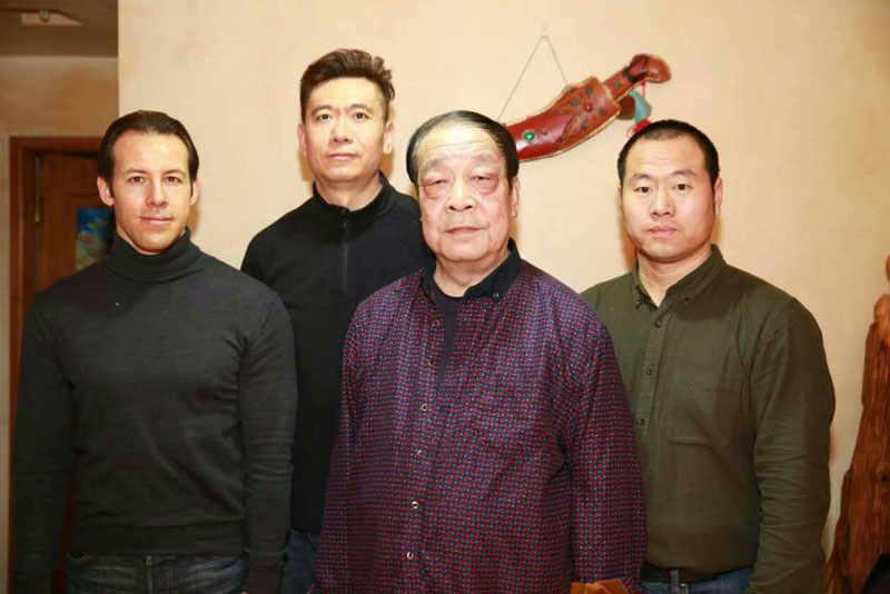 Shifu Wei Yuzhu, Laurent Morlet et disciples chez le maître en Chine Shifu Wei Yuzhu, Laurent Morlet et disciples Chine